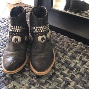 Coconuts by Matisse embellished black booties